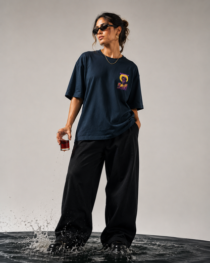 Bottom's up-Oversized T-Shirt
